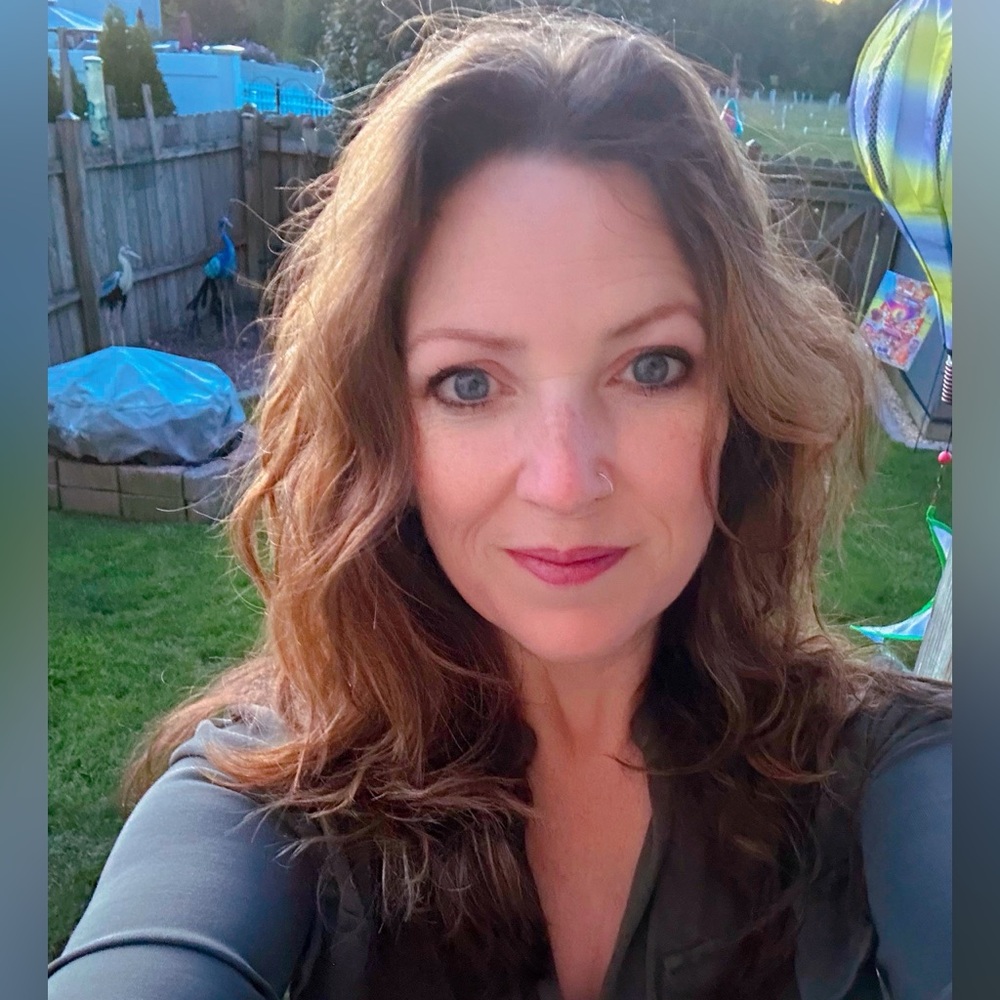 Meet your Posher, Renee